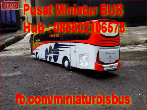 miniatur-bus-bis-389