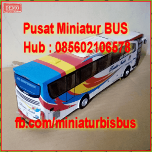miniatur-bus-bis-427