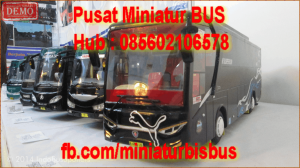 miniatur-bus-bis-449